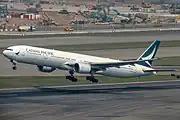 ボーイング777-300