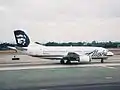 ボーイング737-700 尾翼のイヌイットの顔が特徴