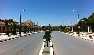 中心市街地を通るN5号高速道路