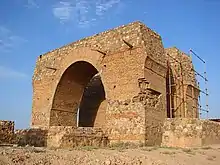 バハラーム拝火神殿(英語版)の写真。