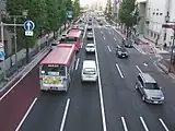 萬代橋通り（2004年10月）。流作場五差路 - 東港線十字路間は片側3車線