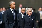 2014年(平成26年)4月24日、皇居にてアメリカ合衆国の大統領(当時)バラク・オバマ(左)と。