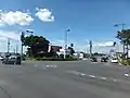 茨島交差点