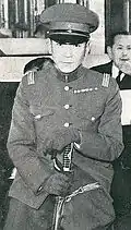 騎兵尉官准士官指揮刀を佩用する西竹一大尉