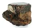 Manitou District, El Paso County, Colorado, USA のバストネス石結晶 (size: 4.3 x 3.8 x 3.3 cm)