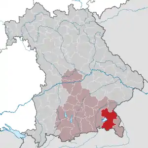 バイエルン州におけるトラウンシュタイン郡の位置