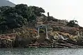 参道前、船着場
