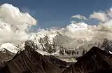 アルタイ山脈およびシベリアの最高峰ベルーハ山 (2001年8月撮影)
