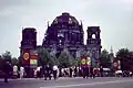 戦災の傷跡が残っている1964年の状態