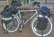 旅行用に装備した自転車
