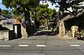 南門跡古代山陽道に面する。