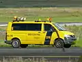 音で鳥を追い払うためのコペンハーゲン国際空港の車両
