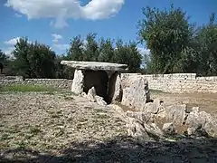 イタリア、プッリャ州のドルメン、Chiancaのドルメン