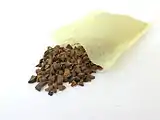粉砕された黒豆茶