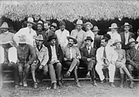 メキシコのルチオ・ブランコ（英語版）将軍と幕僚たち。1913年頃