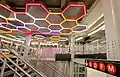 レオ・ビジャレアル作のアートワーク『Hive』