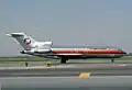 かつて存在した子会社フロンティア・ホライゾンのロゴが施されたボーイング727-23型機