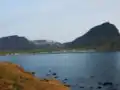 フィヨルドの対岸から見たボルンガルヴィーク