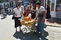 市場通りのパン屋