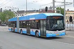トロリーバスの主力車両・スイストロリー（2013年撮影）