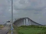 道路から見た橋