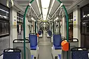 車内