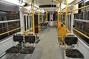 車内（T5C5K）