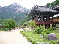 新興寺