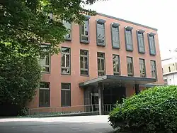 日本学士院会館