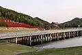 真如橋と霧島ツツジ