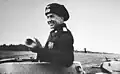 I号戦車A型に搭乗するベレー帽の戦車兵(オスカー・ムンツェル(ドイツ語版)大尉)