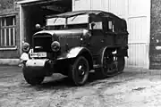ドイツ国防軍のナンバープレートを付けたP107/U304(f), 1940年。