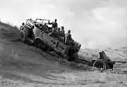 3.7cm PaK36を牽引するP107/U304(f), 1940年。