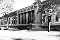 庭園側の正面（1941年）