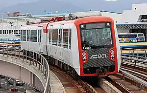 釜山-金海軽電鉄の車両(空港駅にて撮影)