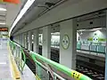 ホームドア設置前(2009年2月)