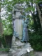 シェルブール＝オクトヴィルの公園の画家ジャン＝フランソワ・ミレーの像