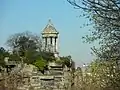 パリ（フランス）のビュット・ショーモン公園にあるグロリエッテ。展望台になっている。