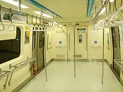 先頭車（DM）客室