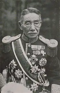 供奉長珍田捨巳伯爵