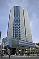 四ツ谷駅前の交差点より見る（2020年3月撮影）