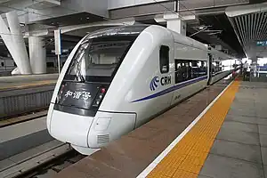 広州南駅に停車中のCRH1型電車