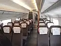 2等車の固定式座席（初期の車両）