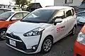 最近の社有車(2017年4月25日撮影)