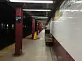 本線ホーム。