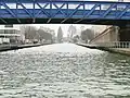 ウルク運河（パンタン）（奥はパンタンの大風車のシルエット）