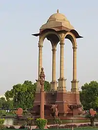 Canopy behind India gate
