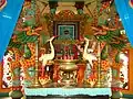 ミトーのカオダイ教寺院の祭壇