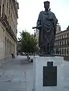 エヴルー家の紋章