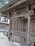 住吉神社拝殿の彫刻